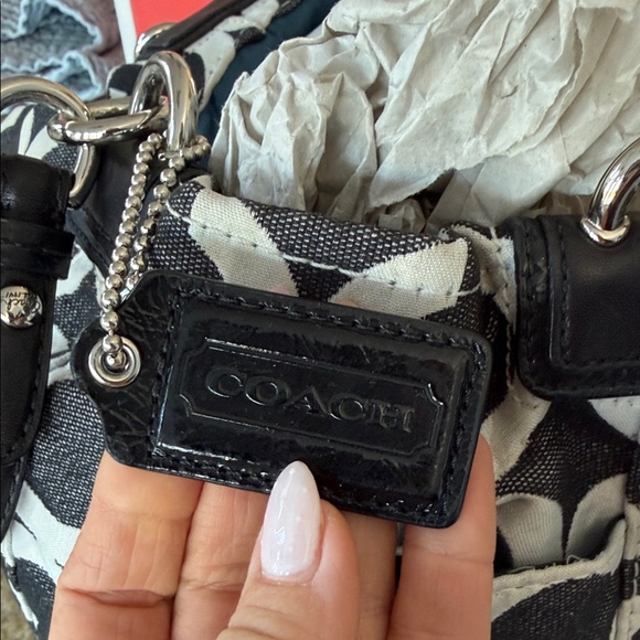 Coach Monochrome Floral Shoulder Bag - Picture 2 of 6